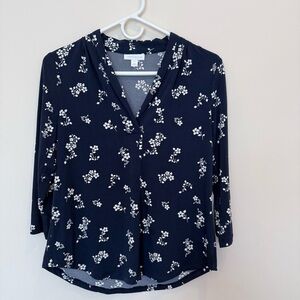 Charter Club Navy & White Floral Navy 3/4 Sleeve V-Neck Top size Petite small
